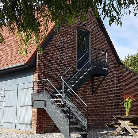 Le Shelter Villa Buysscheure Exteriör bild